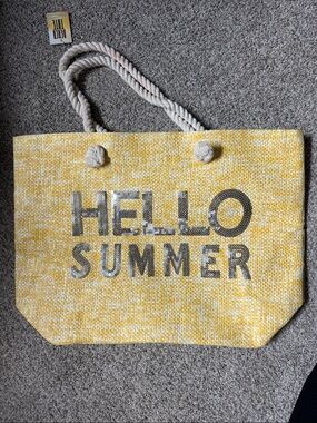 NWT Hello Summer Beach Tote